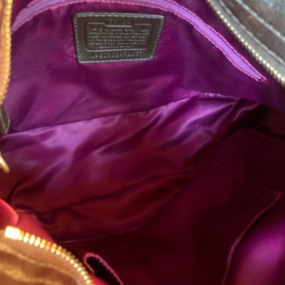 Coach Brown signature handbag, zips, GOLD hardware, Purple lining and footed. - Picture 6 of 11